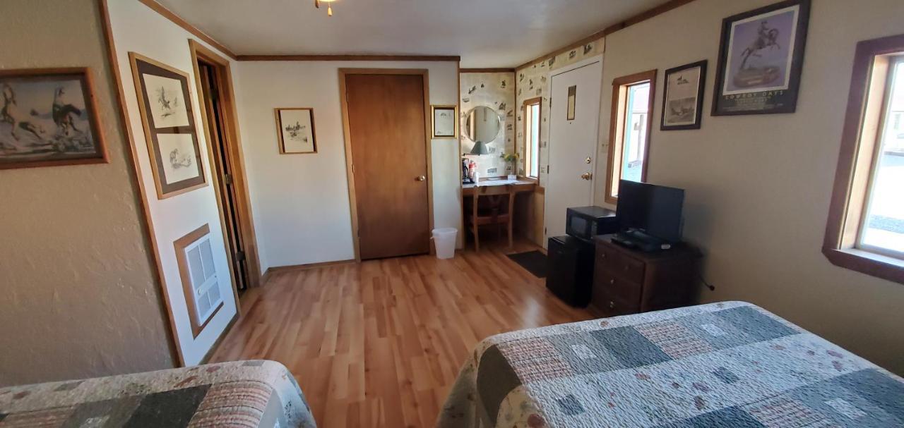 Hikers Cimarron Inn & Rv Park 외부 사진